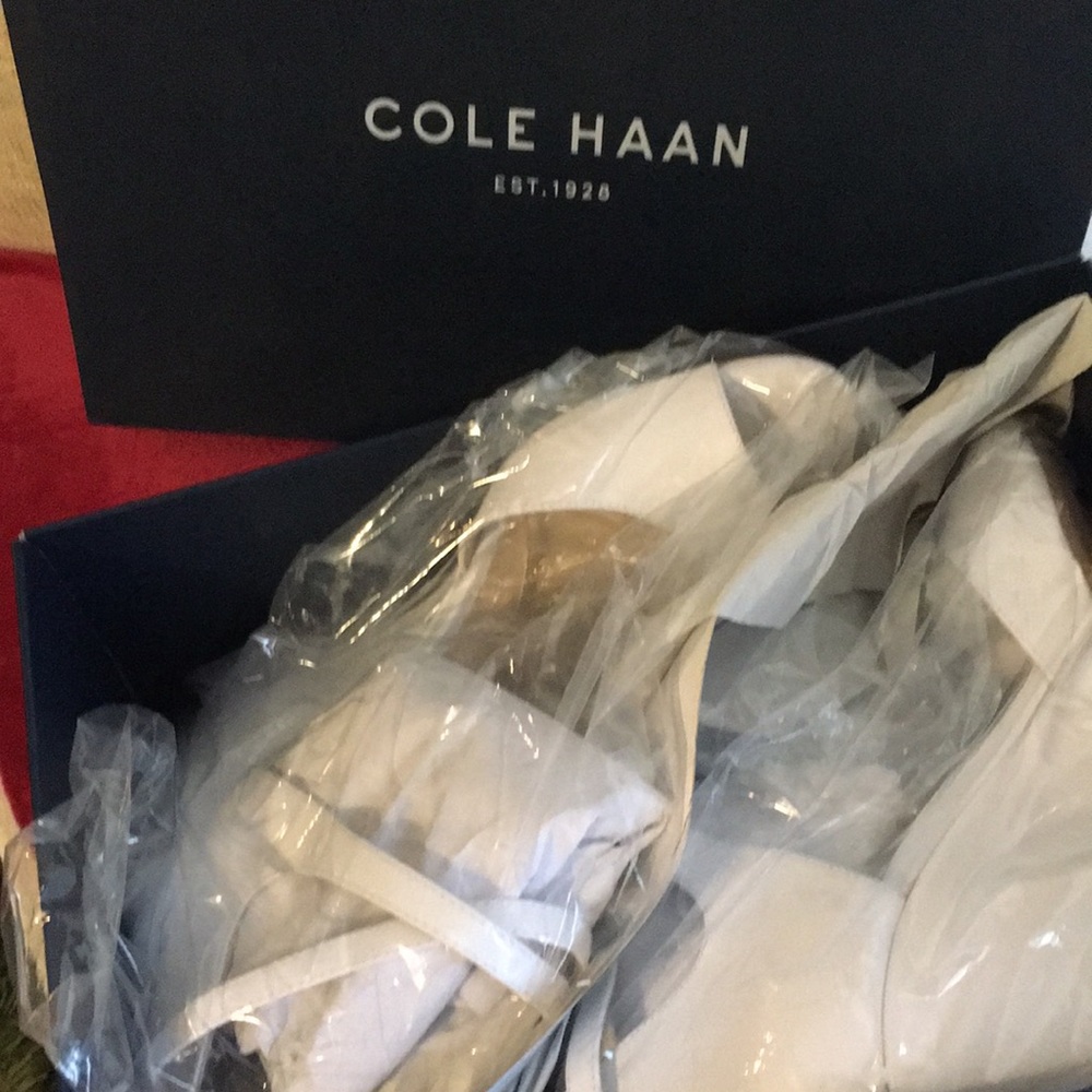 Cole Haan size 7 white wedge heels